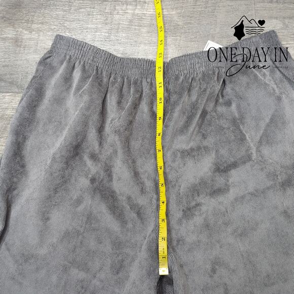 Alfred Dunner Pull On Classic Fit Proportioned Short Corduroy Pants Size 16 - Picture 4 of 6